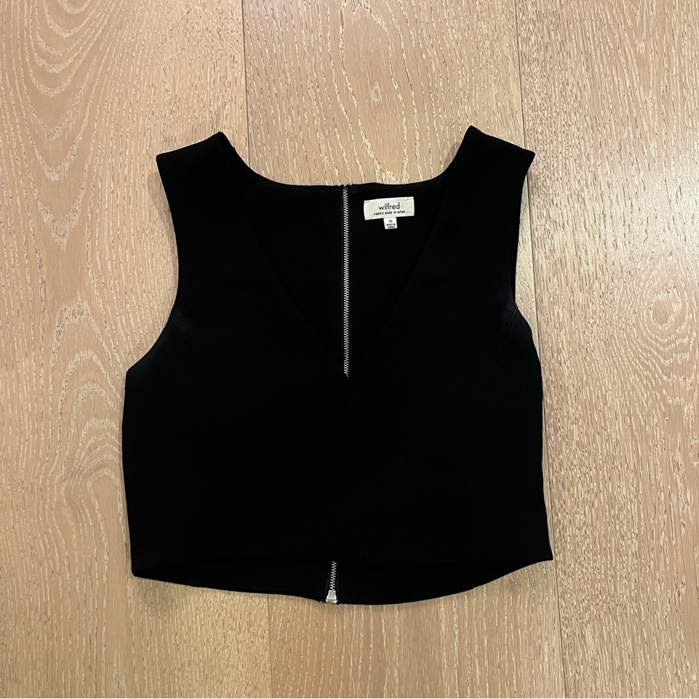 Wilfred black crepe cropped top